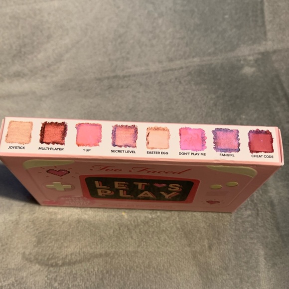 Too Faced Let’s Play Mini Eyeshadow Palette NIB - Picture 5 of 6